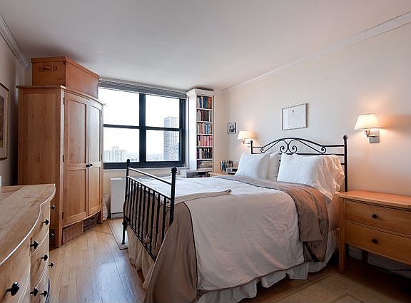 3rd image of 200 E 90th St APT 28E