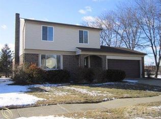 12570 Shery Ln, Southgate, MI 48195