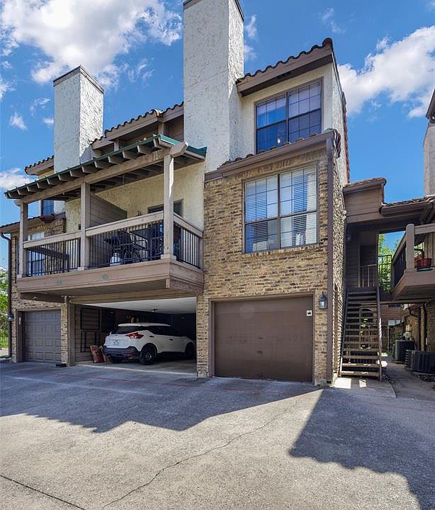 1st image of 336 Melrose #Double Dia