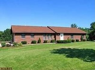 1764 Anderson Ln, Pacific, MO 63069