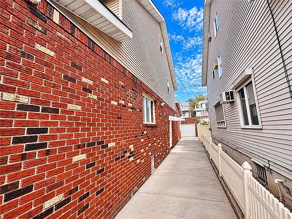 5th image of 1935 80th St