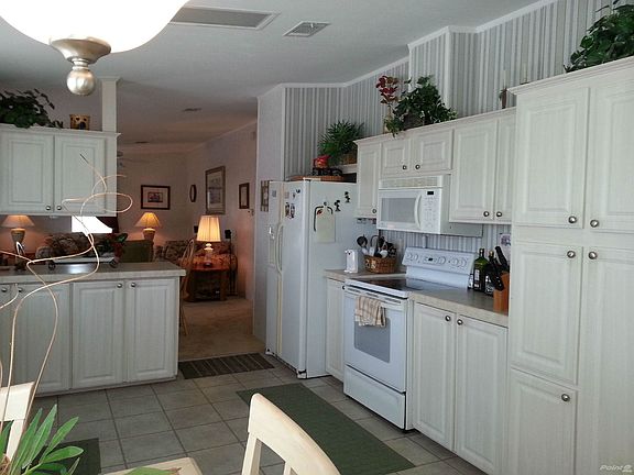 lots of cabinets and space to work