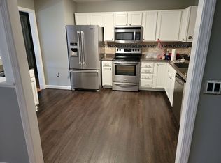 15 Horseshoe Ln, Hampden, ME 04444