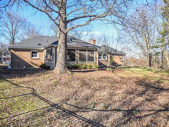 2nd image of 3043 Ashley Dr