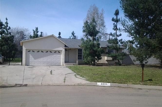 1st image of 8311 Sophia Ave