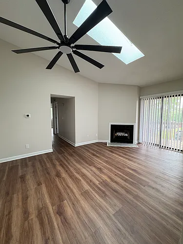 3895 Mack Rd #112 Photo 1