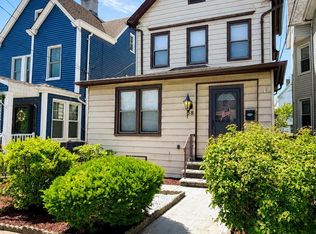 38 W 43rd St, Bayonne, NJ 07002