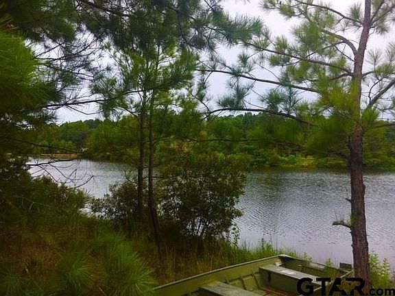3rd image of Deer Creek Dr