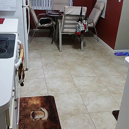 3rd image of 10 Zorlou Ct
