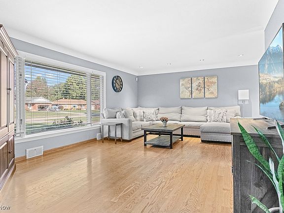 5th image of 901 Belwood Dr