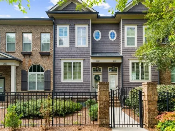 2442 Gatebury Cir, Chamblee, GA 30341