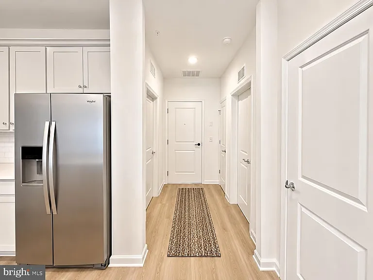 421 Washington St #1103 — Photo 7