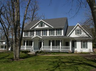 234 Waubun Dr, Fontana, WI 53125