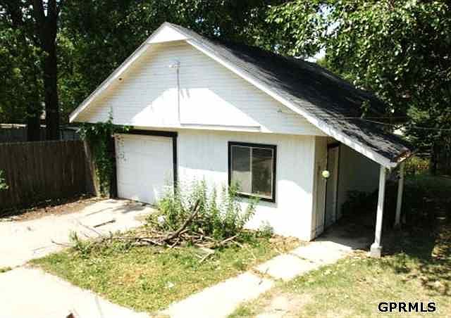 2nd image of 6918 N 64th St