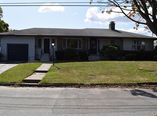 38 Montgomery Ave, Worcester, MA 01604