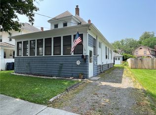 820 88th St, Niagara Falls, NY