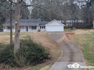 125 Springbrook Dr, Auburn, GA 30011