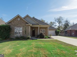 135 Parkview Grv, Kathleen, GA 31047