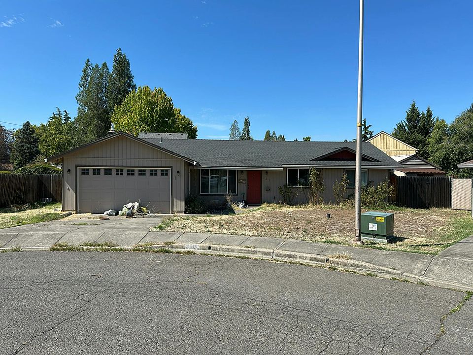 1st image of 133 Le Roy Cir