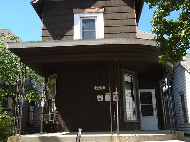 708 W. Jackson — Photo 13