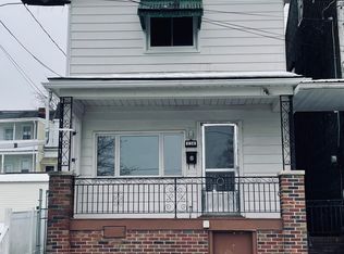236 E 2nd St, Mount Carmel, PA 17851