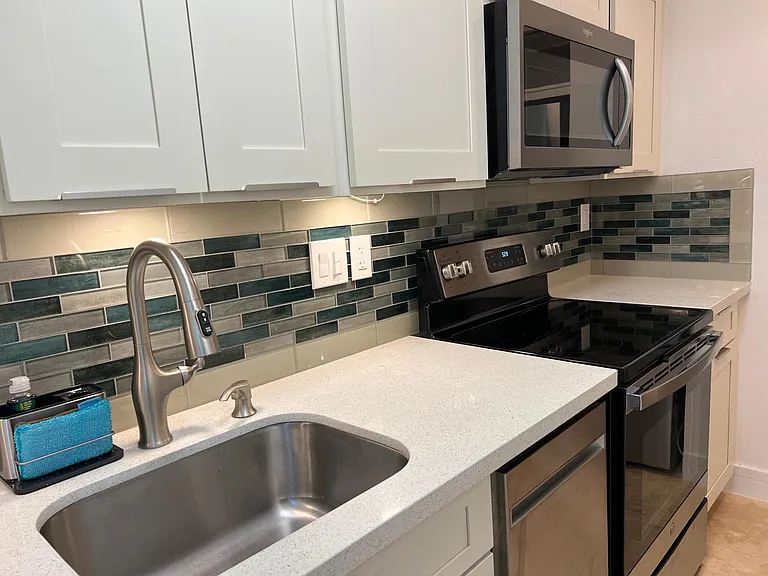 605 Launa Aloha Pl — Photo 14