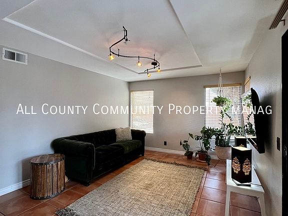 5th image of 25487 Buckley Dr