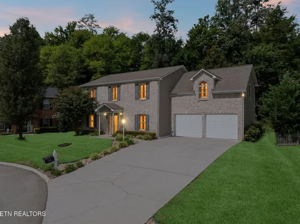 1511 Pebble Shore Ln, Knoxville, TN 37931
