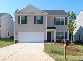 182 Carriage Cove Cir, Mocksville, NC 27028