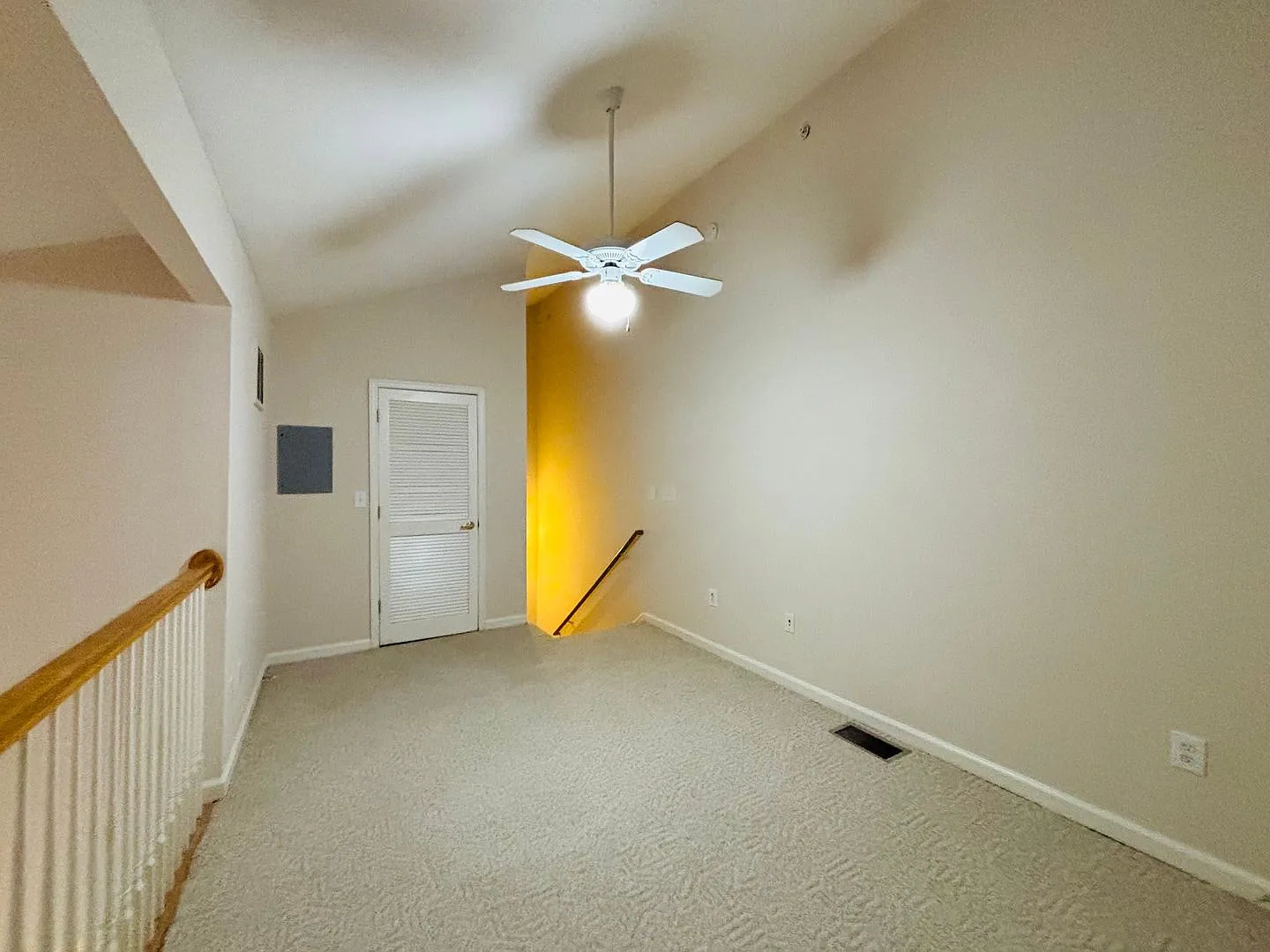 2 Bedroom 2 Bath Condo — Photo 3