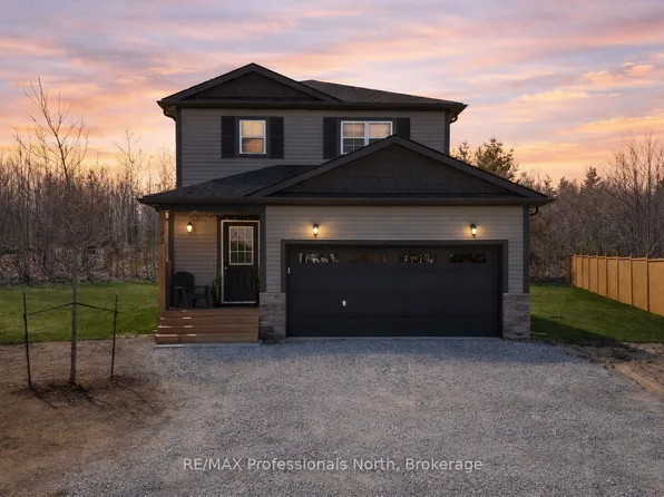 33 Whitehorn Park Rd W, Bracebridge, ON P1L 0A7