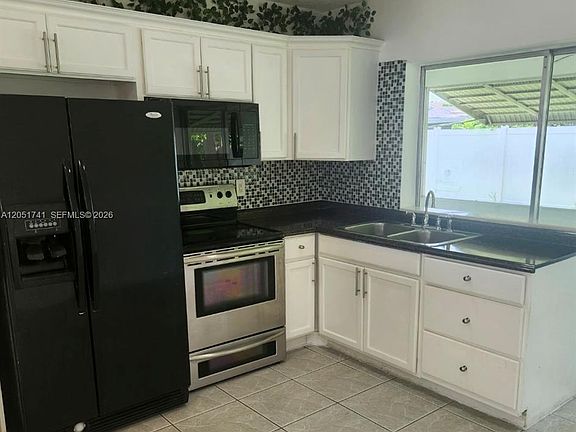 4th image of 2710 NW 52nd Pl
