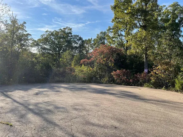 213 Wexford Ct, Dittmer, MO 63023