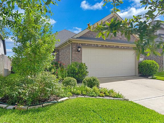 3rd image of 31231 Albany Brook Ln