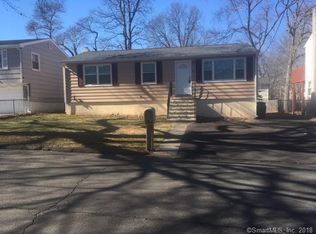 81 Medford St, West Haven, CT 06516