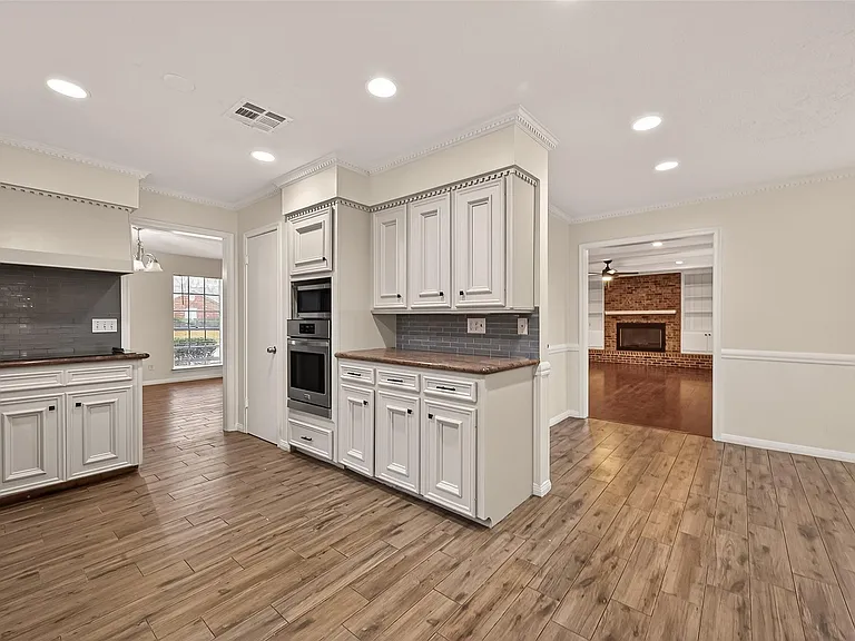422 Willow Vista Dr — Photo 17