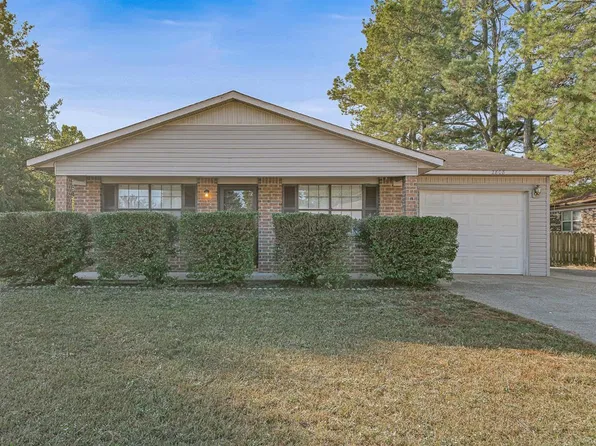 2808 Clifft St, Paragould, AR 72450