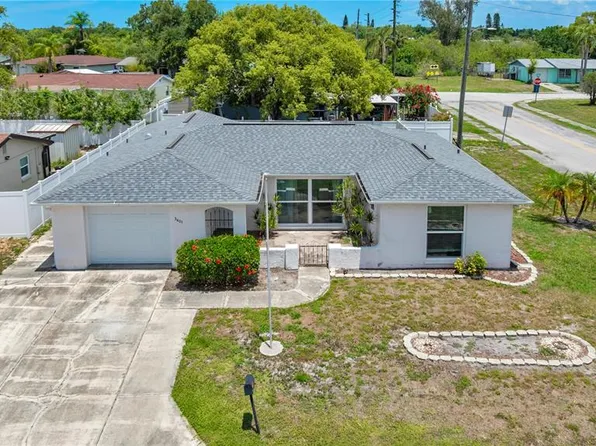3401 Supreme Dr, Holiday, FL 34691