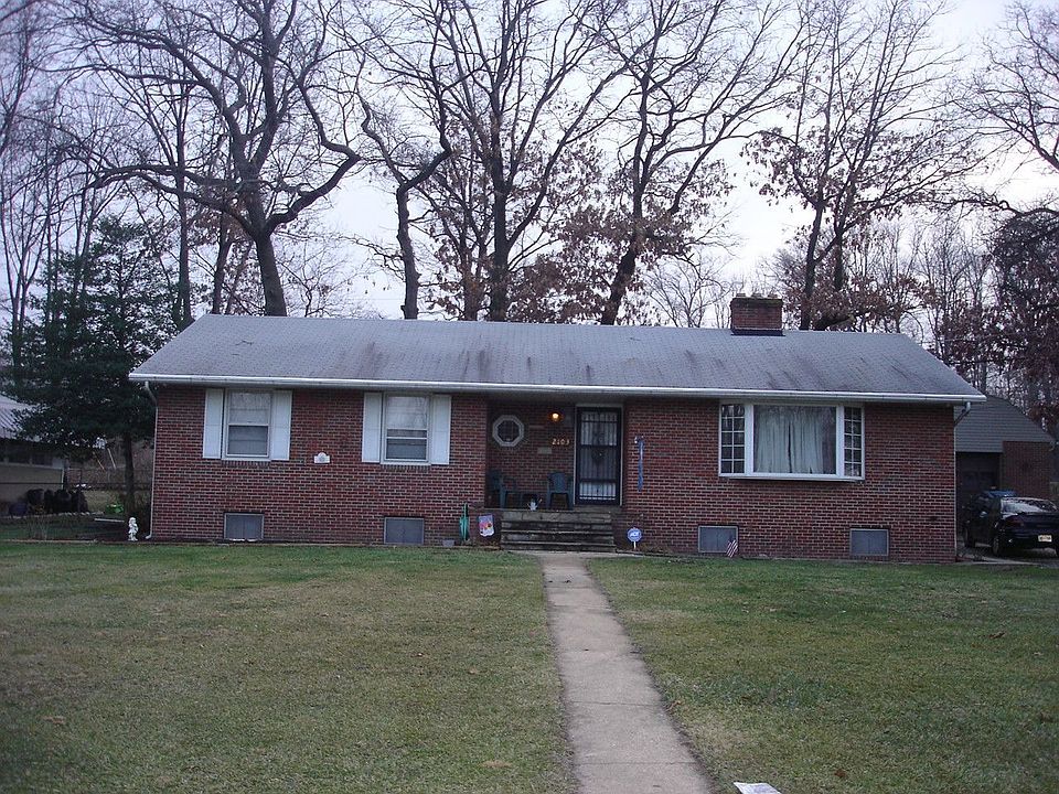 4 BR 2 BA