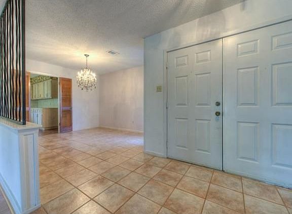 5th image of 1111 Minda Dr