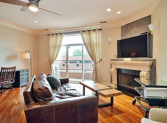 2nd image of 4235 N Kedzie Ave APT 2C