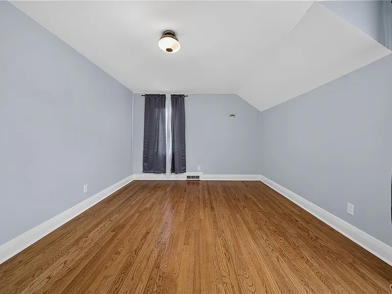 103 Pelham Rd — Photo 27