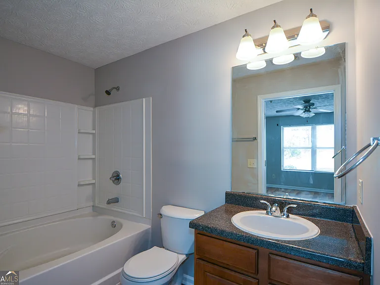 4101 Fairington Club Dr — Photo 15