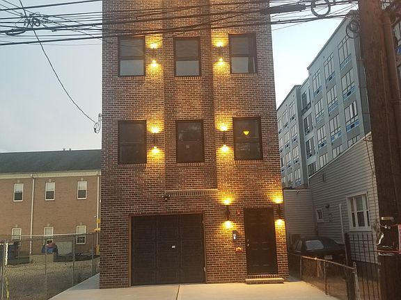 FRONT EXTERIOR LIGHTING
