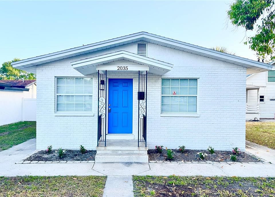 1st image of 2035 36TH AVENUE N