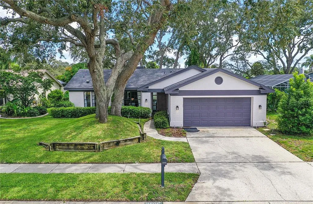 3 bed, 2.0 bath, 1647 sqft, $3,000 — Photo 1