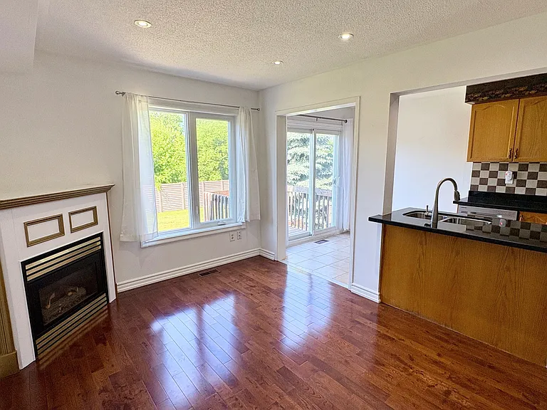 1591 S Parade Ct — Photo 14