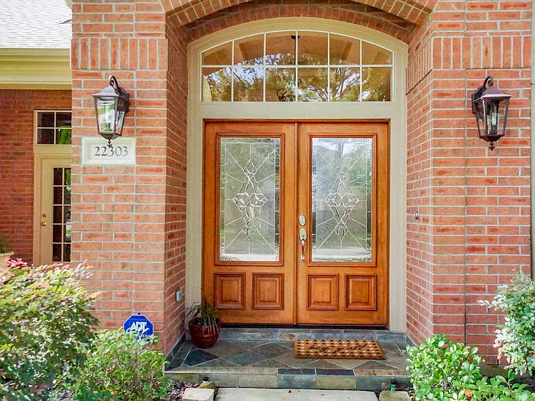 22303 Stormcroft Ln — Photo 3