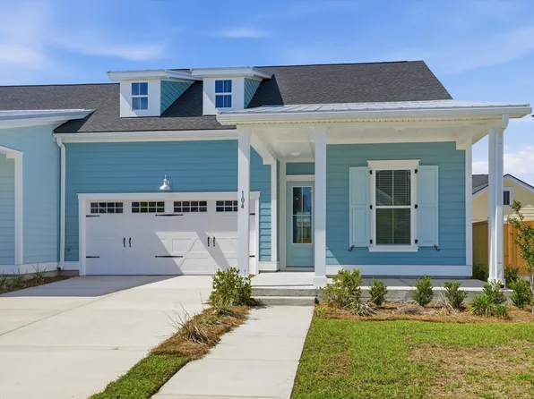 104 Bloomsbury St, Summerville, SC 29486