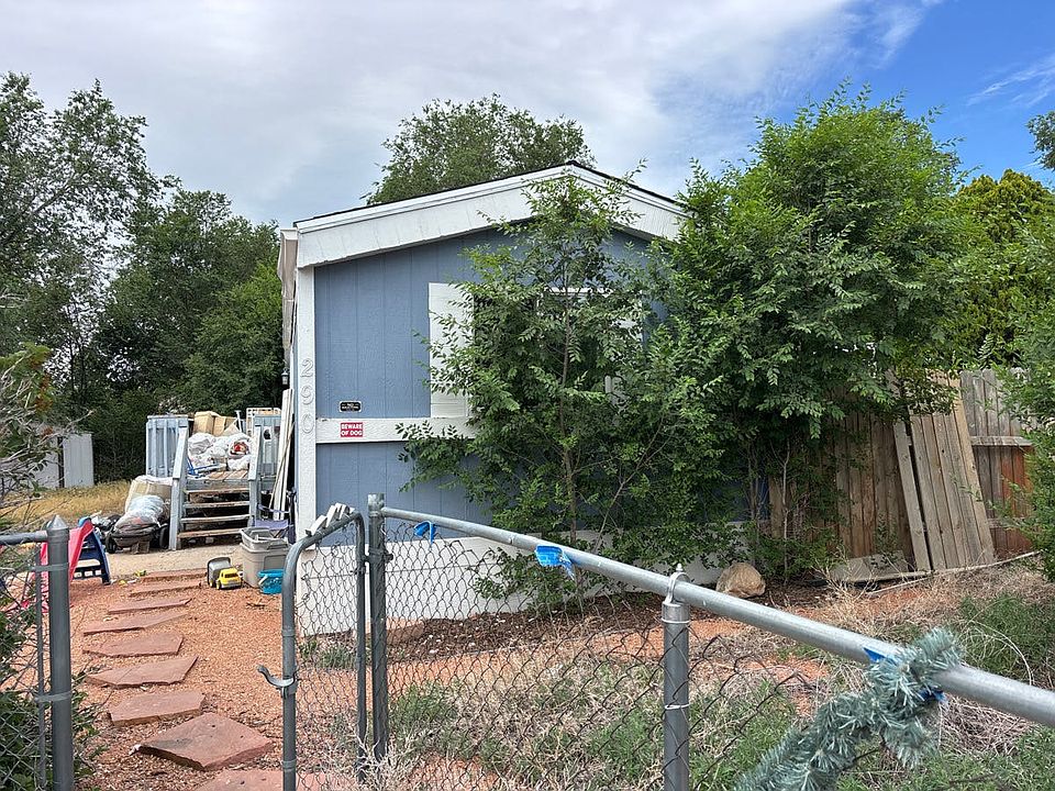 1st image of 290 E George Dr